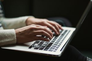 AI Chatbots Used by Betting Platforms for Customer Support